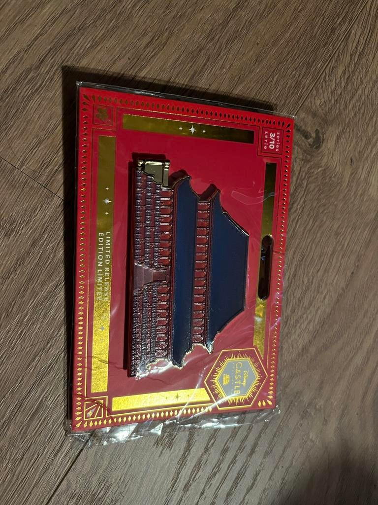 Disney Store Castle Collection pin Mulan, Verzamelen, Ophalen of Verzenden, Zo goed als nieuw