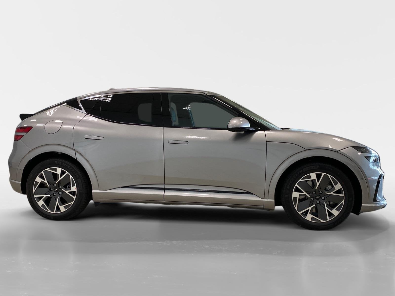 Genesis GV60 84 KWH | FIRST EDITION | DIRECT LEVERBAAR |, Auto's, Automaat, 228 pk, Achterwielaandrijving, Zwart