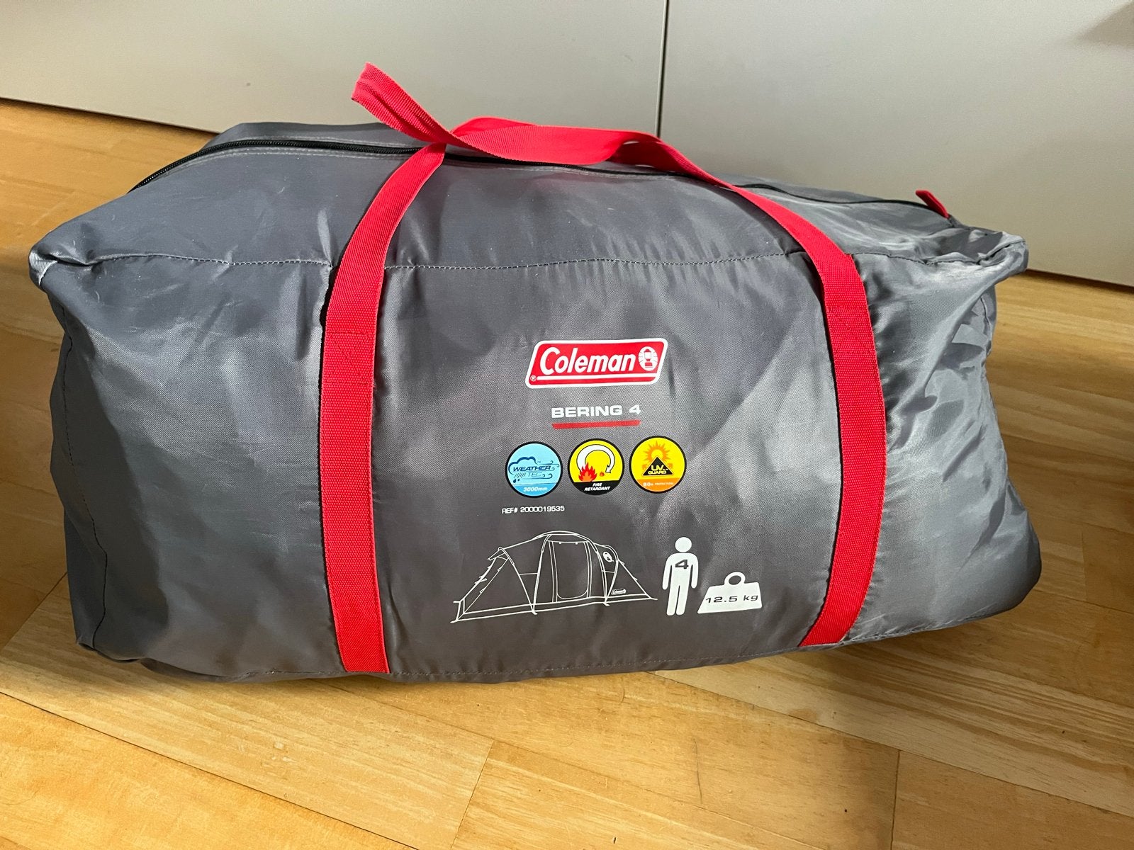 Coleman Bering 4 tent - 4 personen, 205 cm stahoogte, Ophalen, Zo goed als nieuw, Tot en met 4