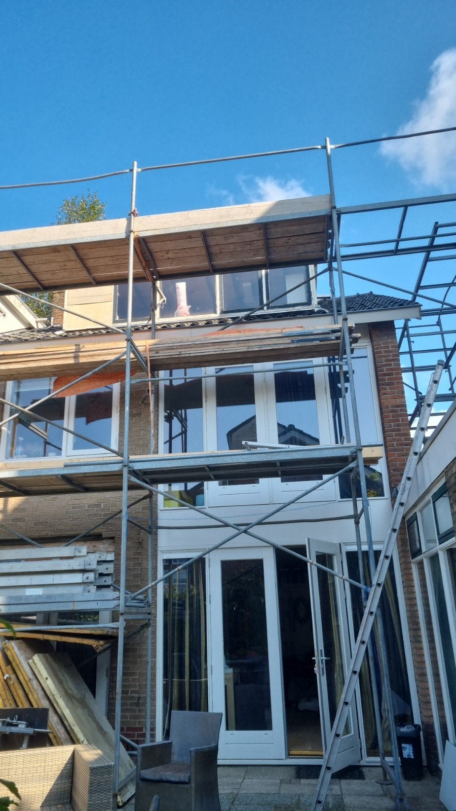 Steiger materiaal te koop/huur - veilig werken aan huis, Doe-het-zelf en Verbouw, Ophalen of Verzenden, Gebruikt, Gevelsteiger
