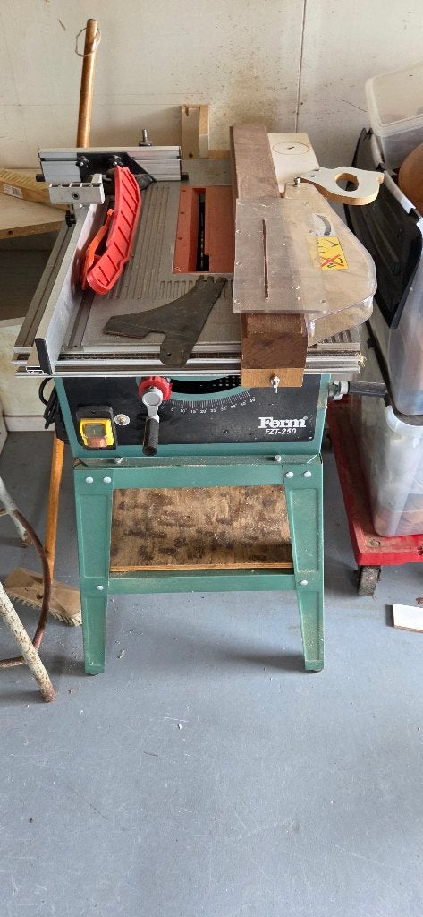 Zaag tafel, Doe-het-zelf en Verbouw, Gereedschap | Zaagmachines, Ophalen, Gebruikt, Cirkelzaag, 30 tot 70 mm