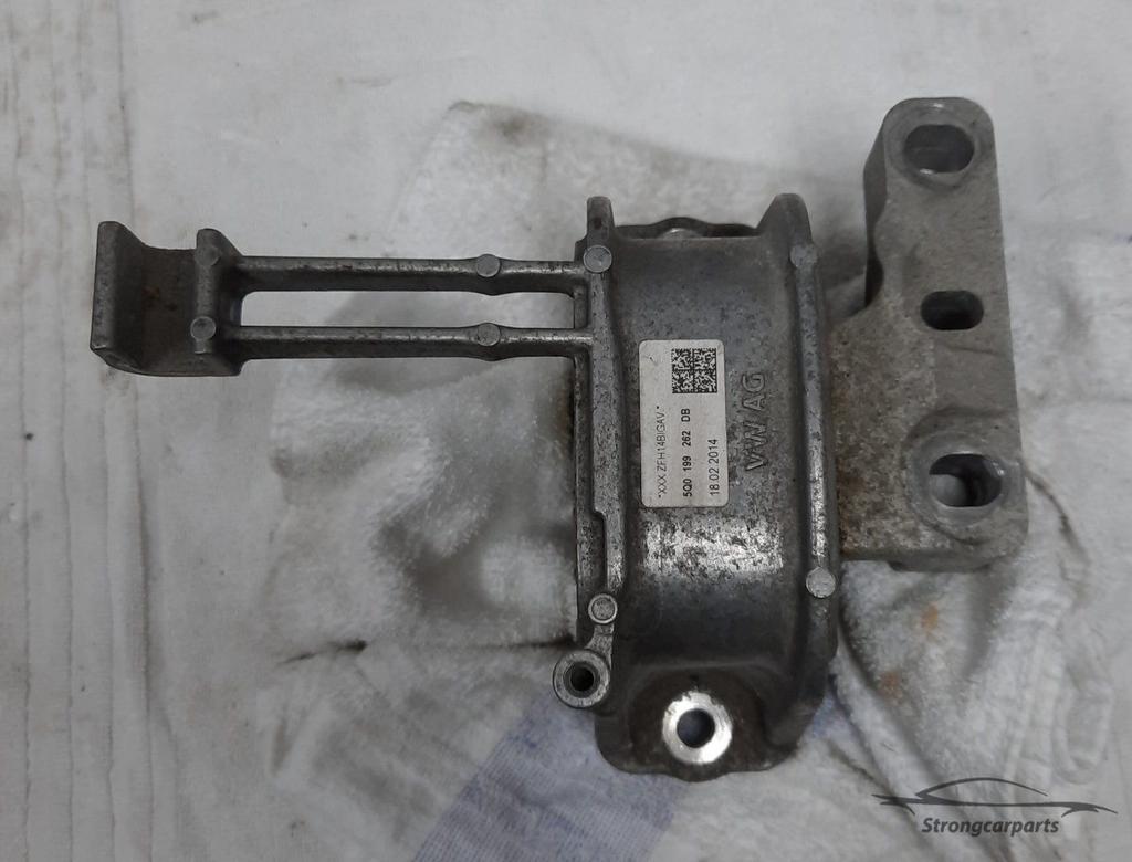 Motorsteun rechts VW Golf 7 Audi A3 8V 5Q0199262CP DB, Auto-onderdelen, Motor en Toebehoren, Gebruikt, -, Volkswagen, -