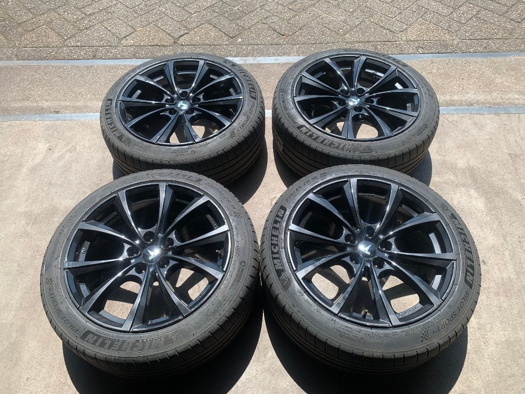 TESLA MODEL 3 VELGEN + MICHELIN BANDEN 235 45 R18 + TPMS/BLE, Auto-onderdelen, Banden en Velgen, 18 inch, Gebruikt, ., Banden en Velgen