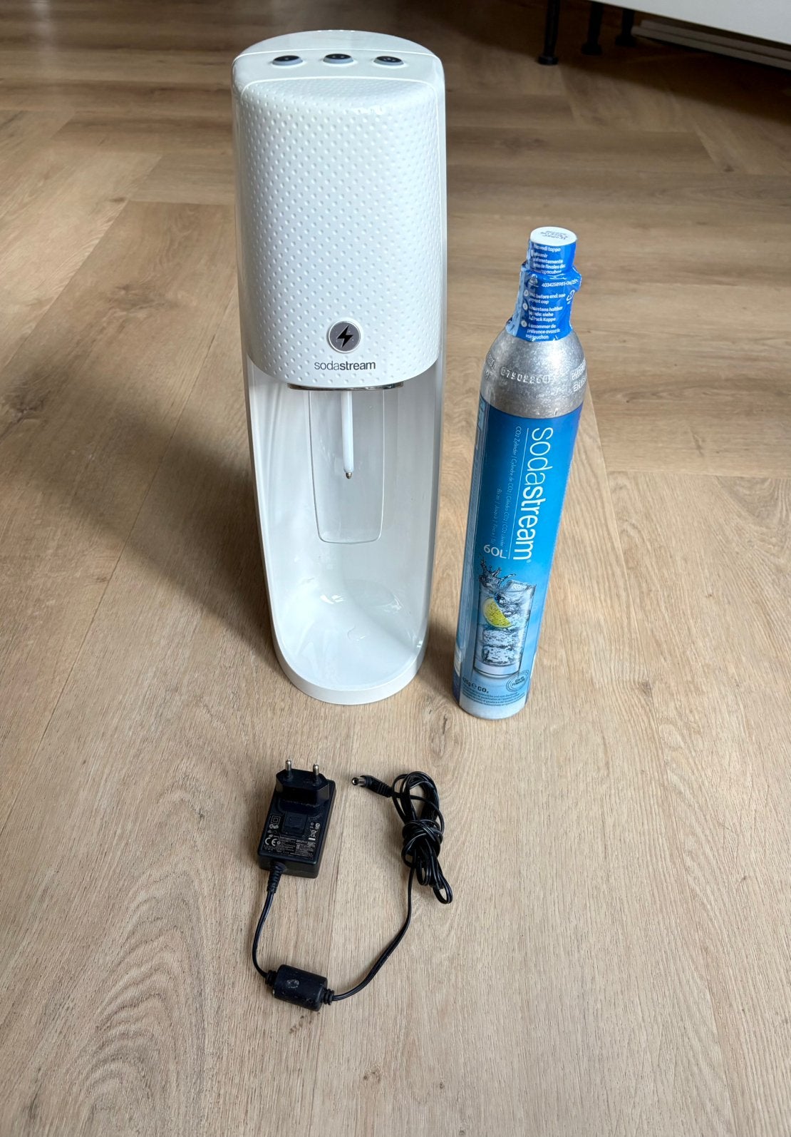 SodaStream Spirit One Touch Elektrisch + Nieuwe CO₂ Cilinder, Verzenden, Gebruikt