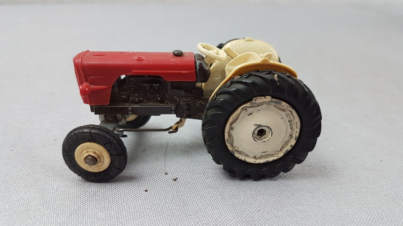 Dinky Toys David Brown tractor, Ophalen of Verzenden, Gebruikt, Tractor of Landbouw