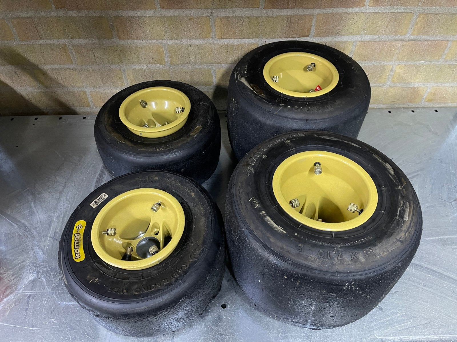 Set Freeline velgen met Komet K2M banden, Ophalen, Gebruikt, Onderdelen Kart