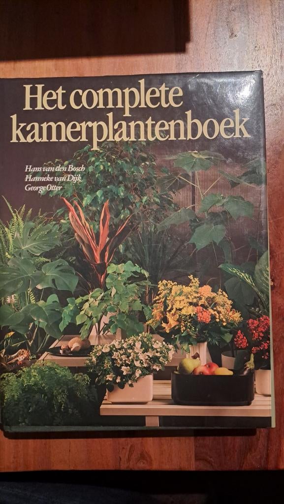 Het complete kamerplantenboek - Hans van den Bosch, Boeken, Ophalen of Verzenden, Gelezen, Hans van den Bosch, Hanneke van Dijk, George Otter