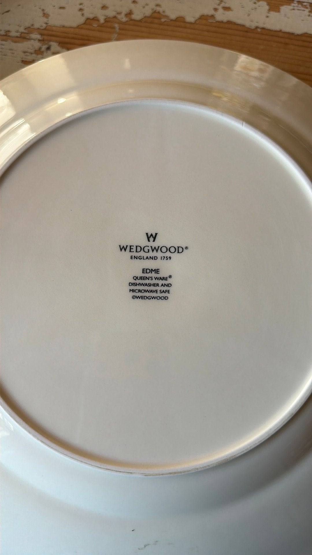 Wedgwood EDME dinerbord 28 cm, Huis en Inrichting, Ophalen of Verzenden, Zo goed als nieuw, Aardewerk, Bord(en)