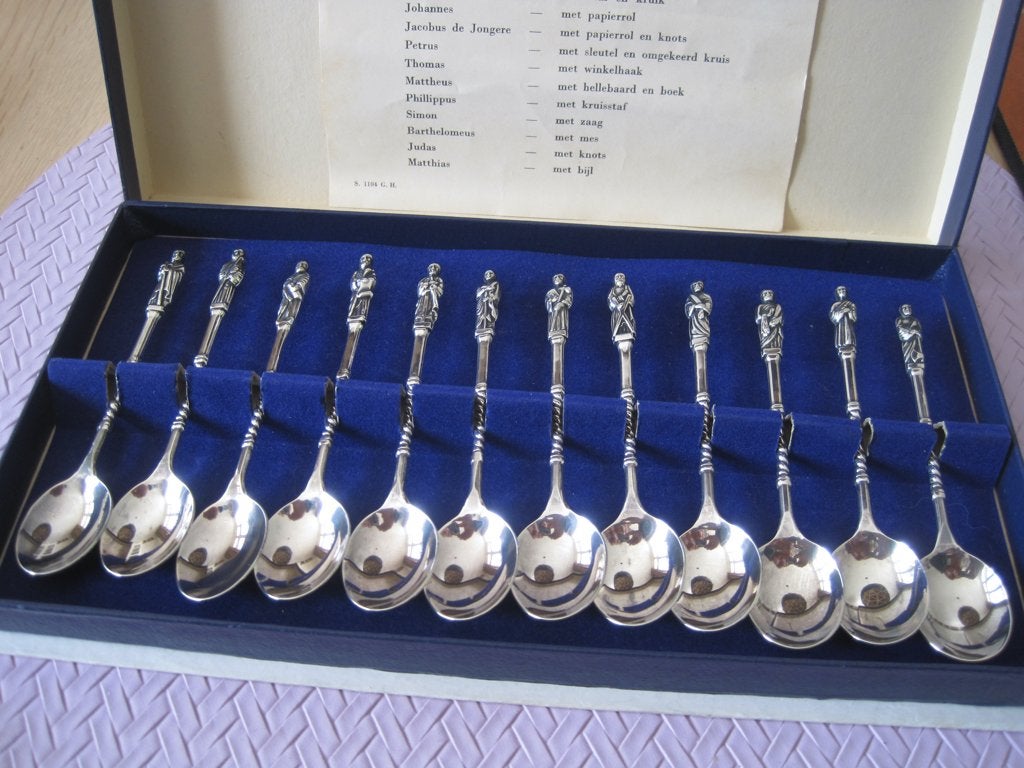 12 verzilverde Apostellepeltjes, Verzenden