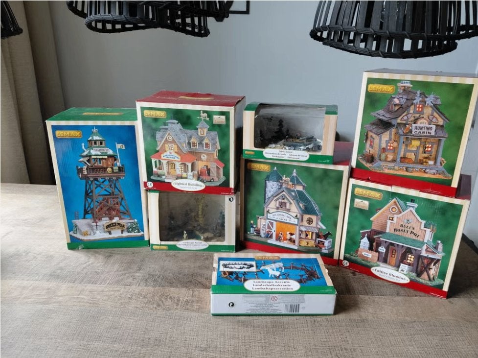 collectie kerstdorp - retired modellen, Diversen, Ophalen, Zo goed als nieuw