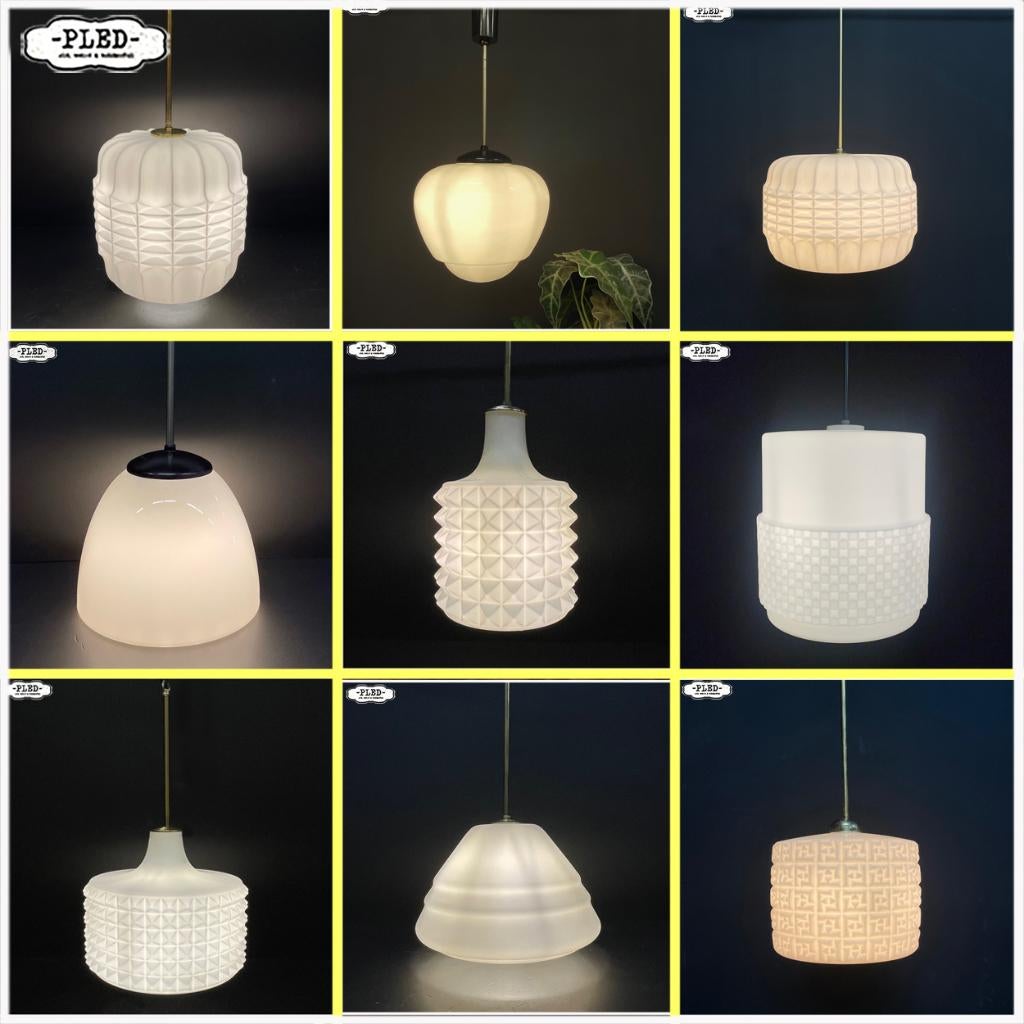 Vintage hanglampen / Opaline Pendellampen / Industrieel, Ophalen, Glas, Gebruikt, Vintage Bauhaus Industrieel Space Age