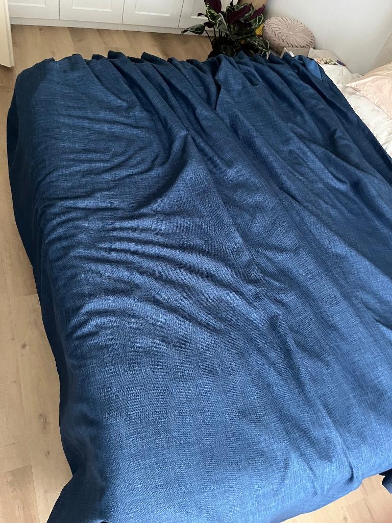 2 gordijnen in donkerblauw (jeanslook), Ophalen, 150 tot 200 cm, Zo goed als nieuw, 200 cm of meer