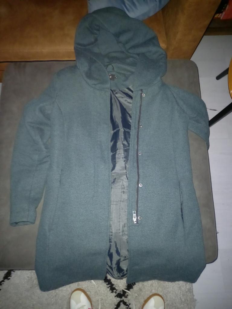 Groene Only jas met capuchon, Kleding | Dames, Jassen | Winter, Zo goed als nieuw, Maat 36 (S), Groen, Ophalen of Verzenden
