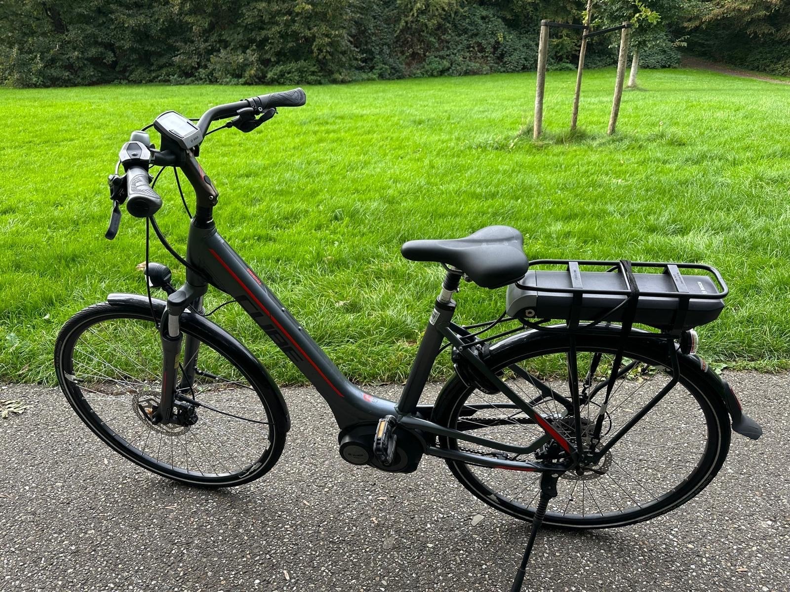 Cube Touring Hybrid E-bike - Zo goed als nieuw, Fietsen en Brommers, (Extra) lage instap, Zo goed als nieuw, 50 tot 53 cm, Schijfrem