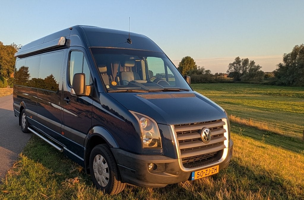 Volkswagen Crafter L4H3 2.5 TDI 163 PK |Zeer complete camper, Buscamper of Camperbus, Volkswagen, Koelkast, Particulier