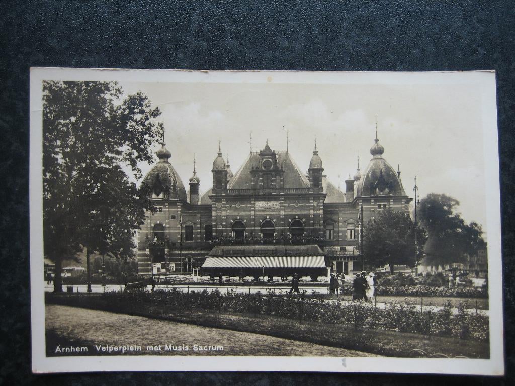 ARNHEM Velperplein met Musis Sacrum 1927, Ophalen of Verzenden, 1920 tot 1940, Gelderland