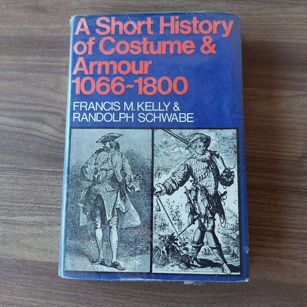 A Short History of Costume & Armour, Ophalen of Verzenden, Gelezen, Mode algemeen
