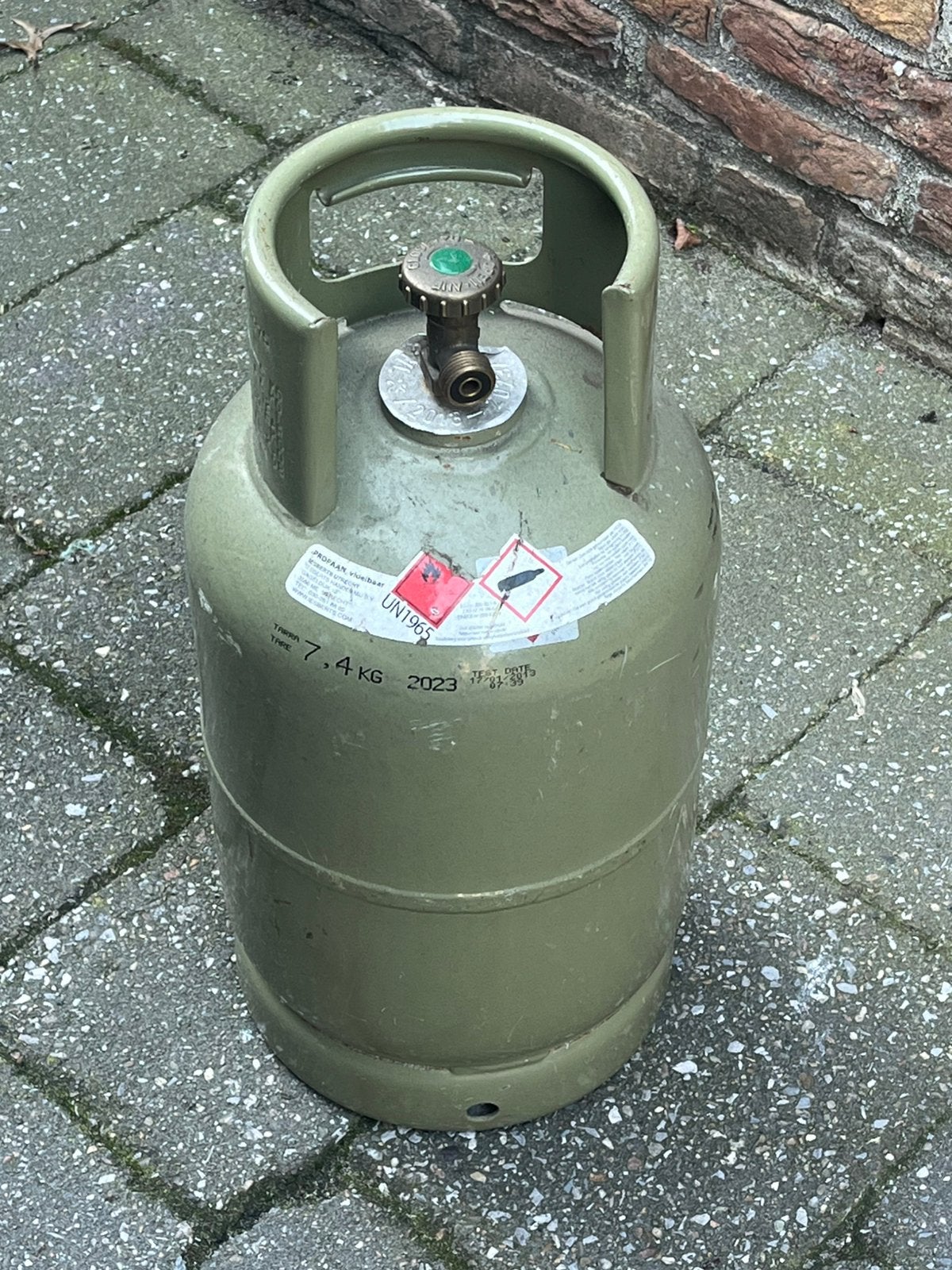 Gas fles, Ophalen, Gebruikt