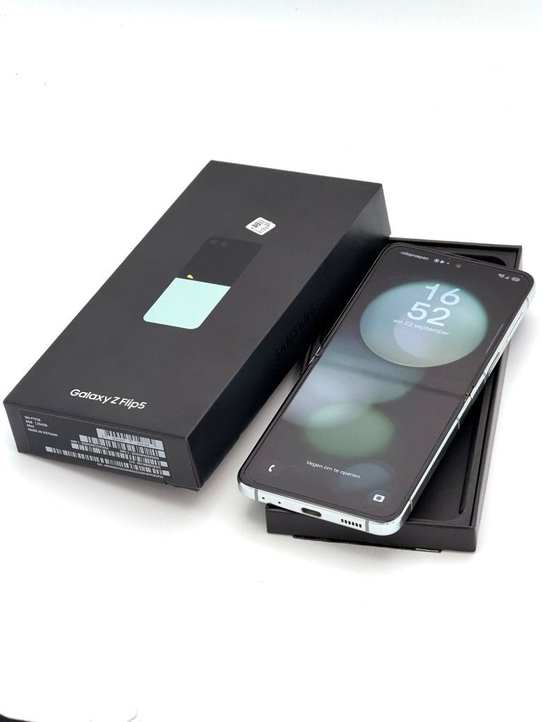 Zeer Nette Samsung Galaxy Z Flip 5, 256GB Mint, Samsung, Gebruikt, Blauw, .