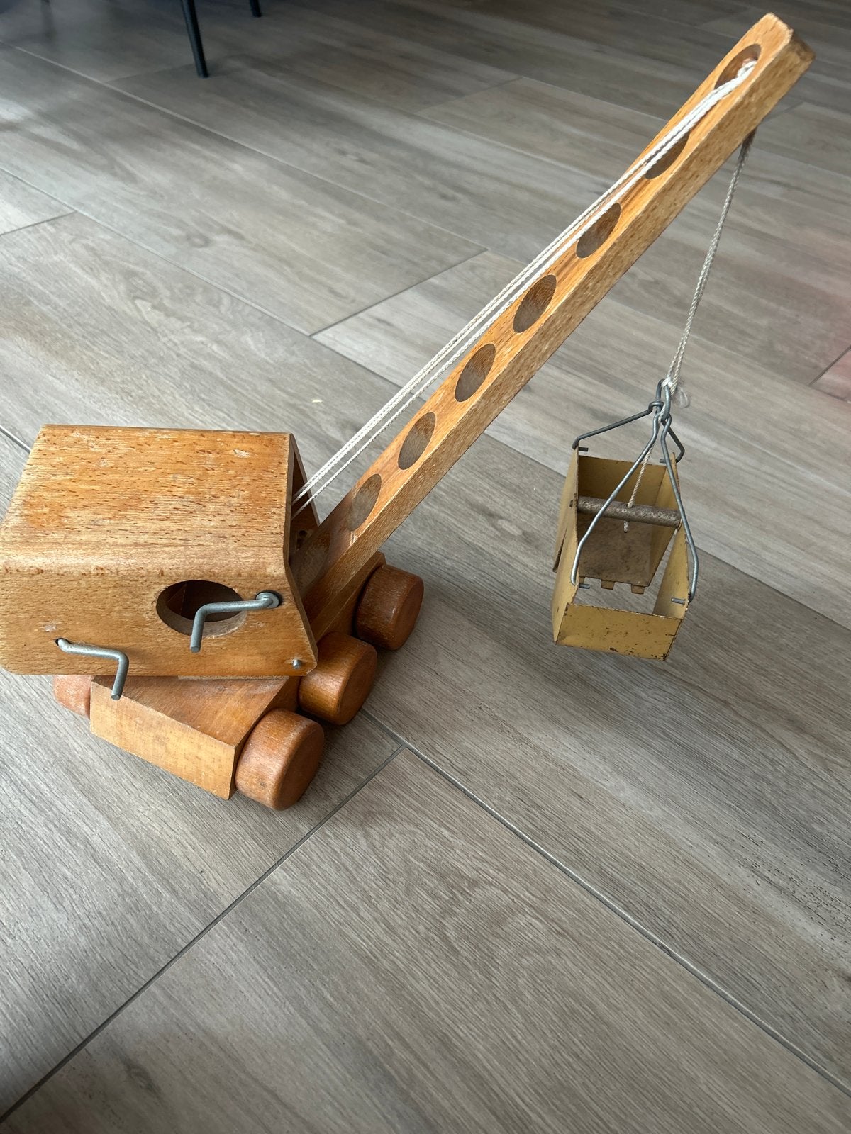Vintage Houten Kraanwagen Speelgoed - Made in W. Germany, Kinderen en Baby's, Ophalen, Gebruikt, Jongen of Meisje