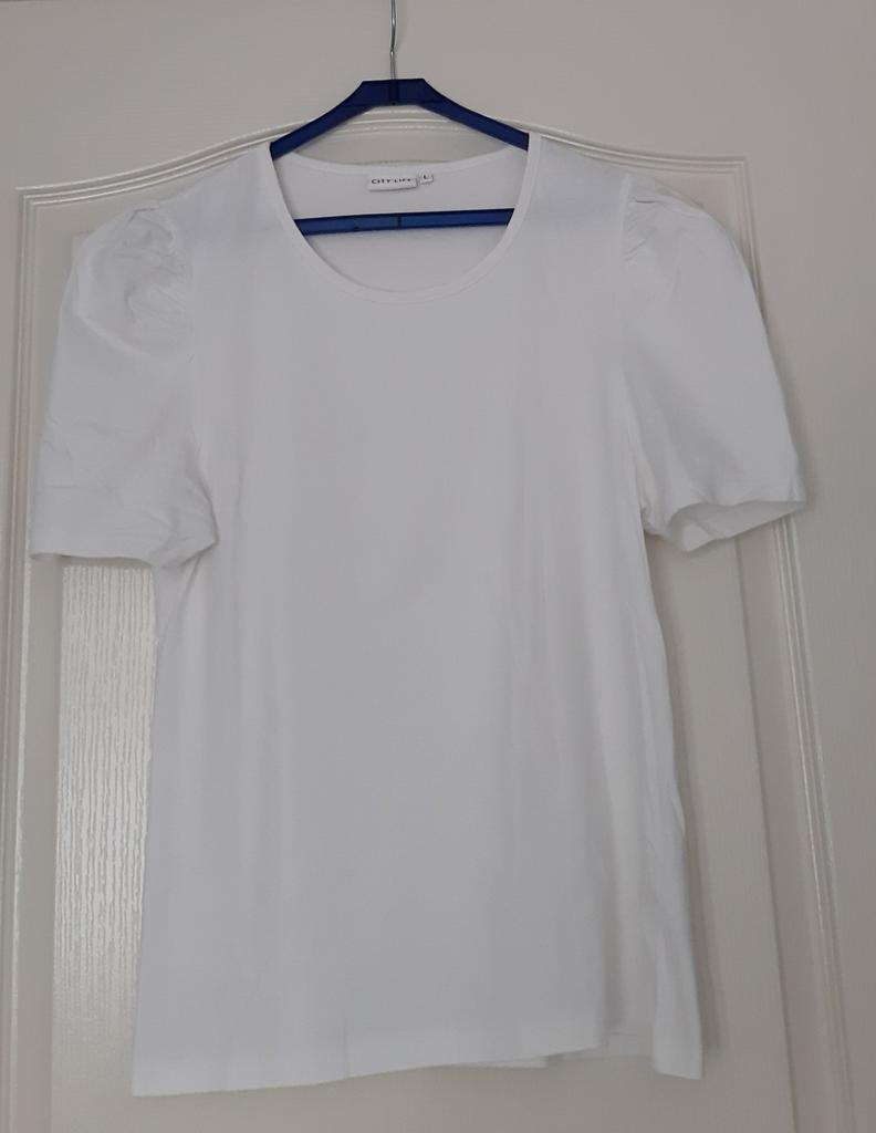 Wit Shirt met Korte Pofmouwen - City Life, Kleding | Dames, Maat 38/40 (M), City Life, Wit, Ophalen of Verzenden