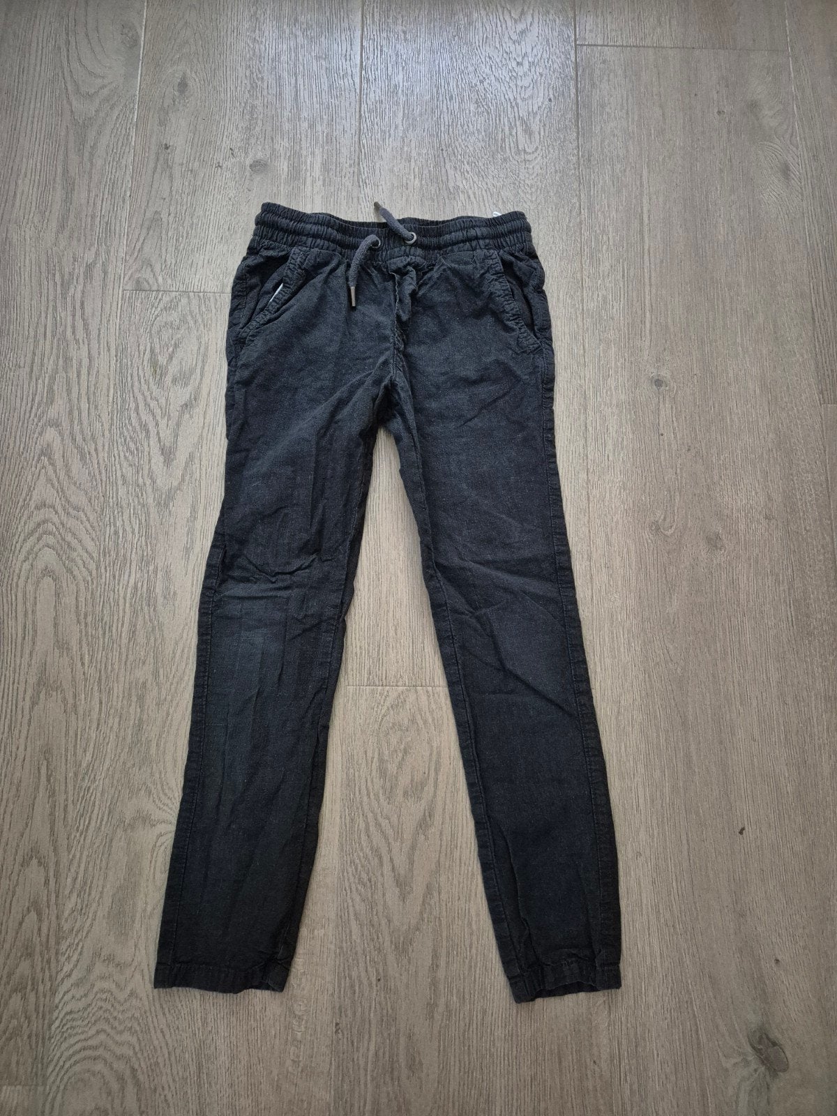 Broek maat 134, Kinderen en Baby's, Kinderkleding | Maat 134, Ophalen of Verzenden, Zo goed als nieuw, Jongen, Broek