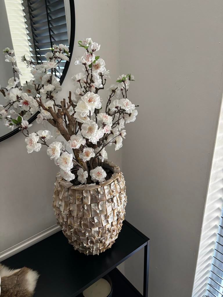 Schelpenvaas eric kuster stijl vaas met opmaak, Huis en Inrichting, Woonaccessoires | Vazen, Ophalen, Overige materialen, 50 tot 75 cm