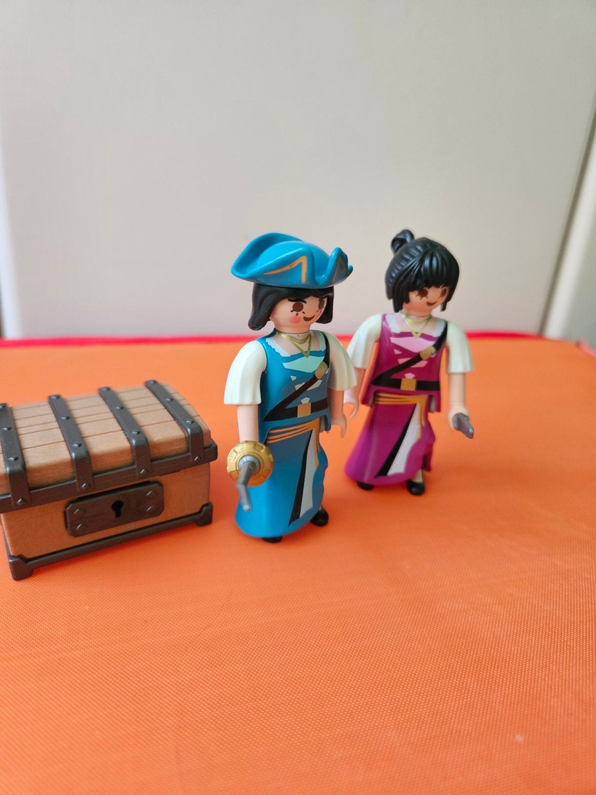 Playmobil Piratenfiguren met schatkist, Ophalen of Verzenden, Gebruikt