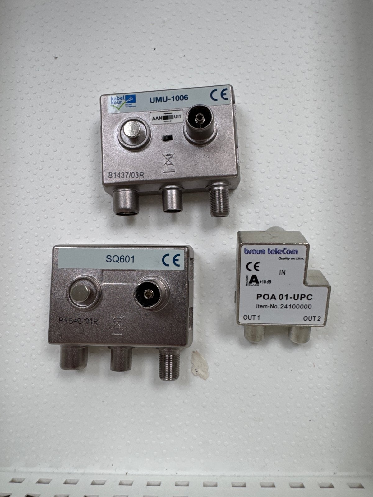 Coaxiale Splitters en Versterker (3 stuks), Ophalen of Verzenden, Gebruikt, Coaxiale kabel