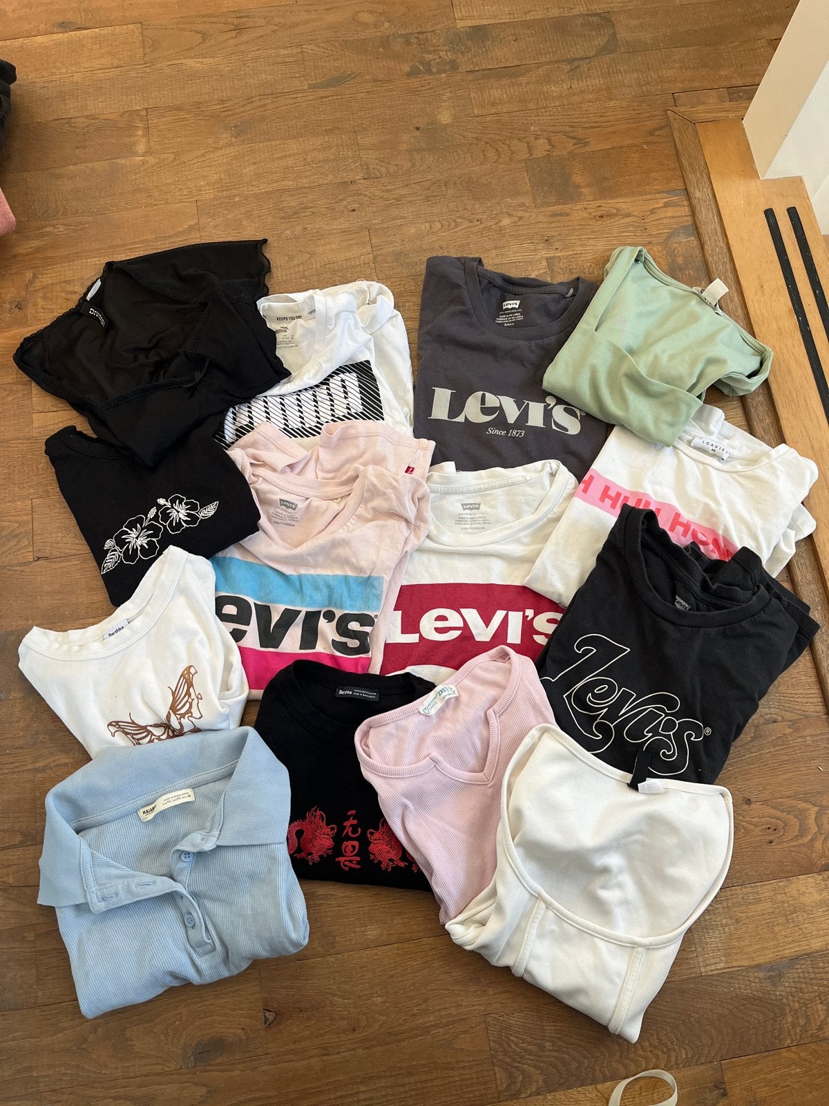 Grote partij dames T-shirts en tops, diverse maten en kleure, Maat 38/40 (M), Meerkleurig, Ophalen of Verzenden, Korte mouw