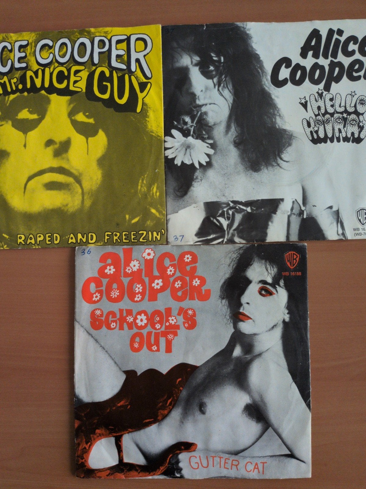 Alice Cooper - School's Out / Mr. Nice Guy / Hello Hooray, Gebruikt, Originele persing, 7 inch, Ophalen of Verzenden