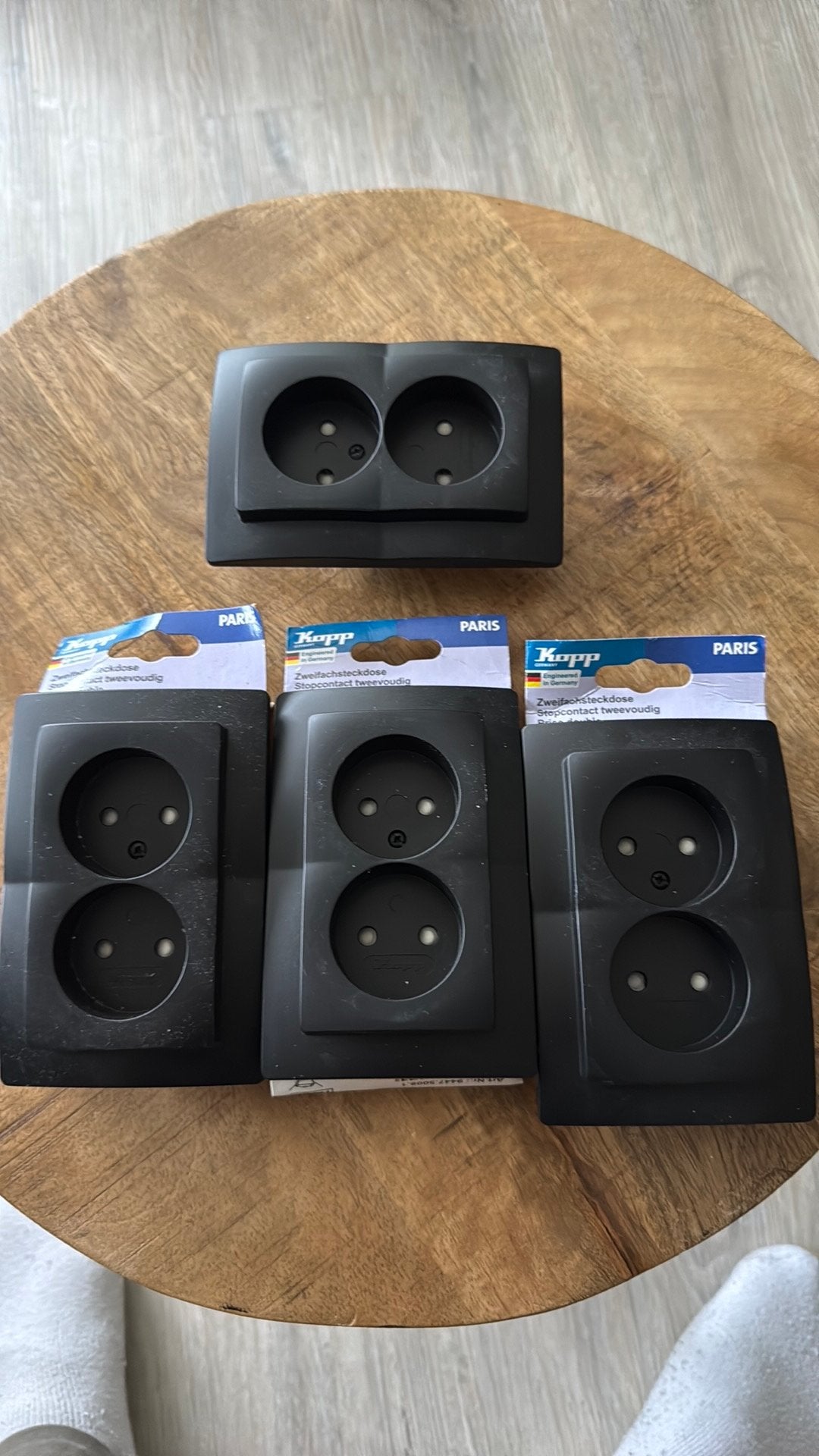 4x Kopp Wandcontactdoos 2voudig, Ophalen, Stopcontact
