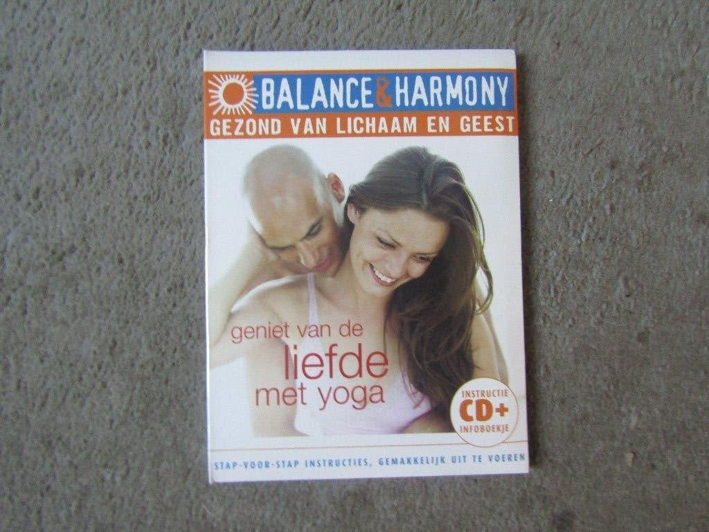 CD+Boek: Geniet van de liefde met yoga GESEALD, Ophalen of Verzenden, Nieuw, Meditatie of Yoga, Overige typen