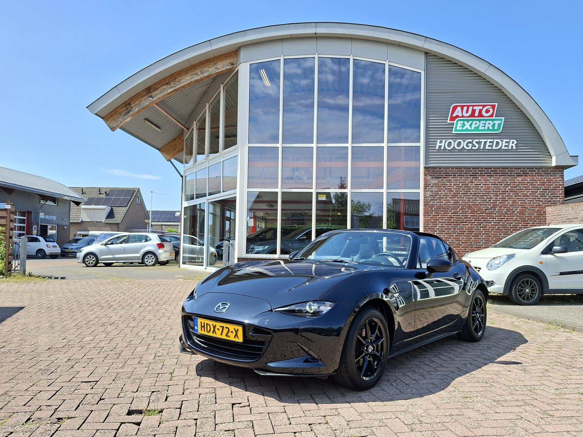 Mazda MX-5 RF 1.5 SkyActiv-G 132 Luxury, Leer|carplay|PDC|Cr, Auto's, Mazda, Achterwielaandrijving, Gebruikt, Euro 6, 4 cilinders