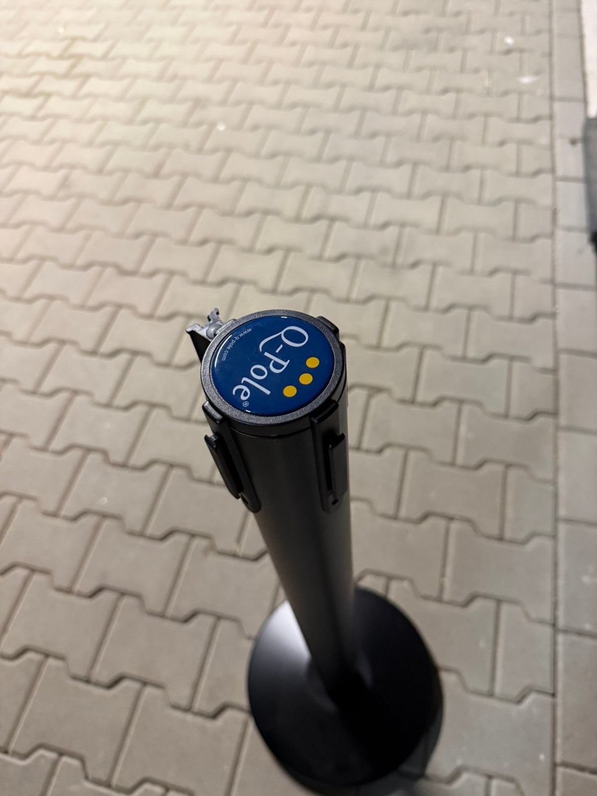 Afzetpaal met trekband en magneetsluiting, Tuin en Terras, Ophalen, Zo goed als nieuw, Minder dan 180 cm, Palen