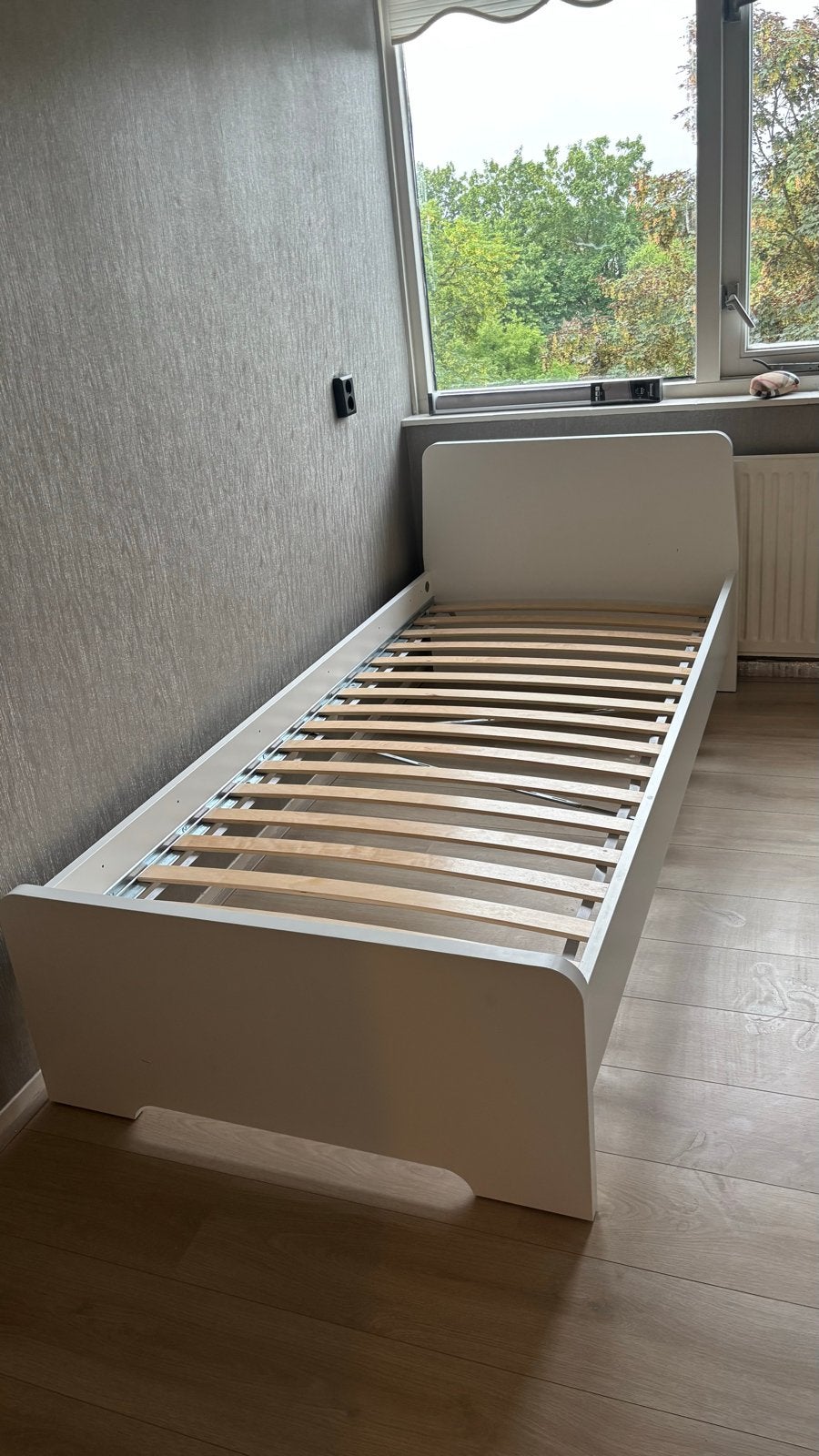 IKEA Eenpersoonsbed wit 90x200 cm met lattenbodem, Ophalen, Gebruikt, 90 cm, Eenpersoons
