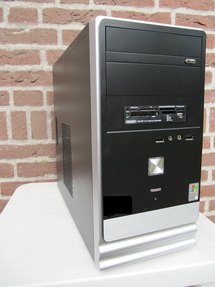(36) Intel Core2duo E8400. 3,0 Ghz.8Gb,120Gb SSD,640GB HDD, Computers en Software, Computerbehuizingen, Ophalen of Verzenden, Zo goed als nieuw