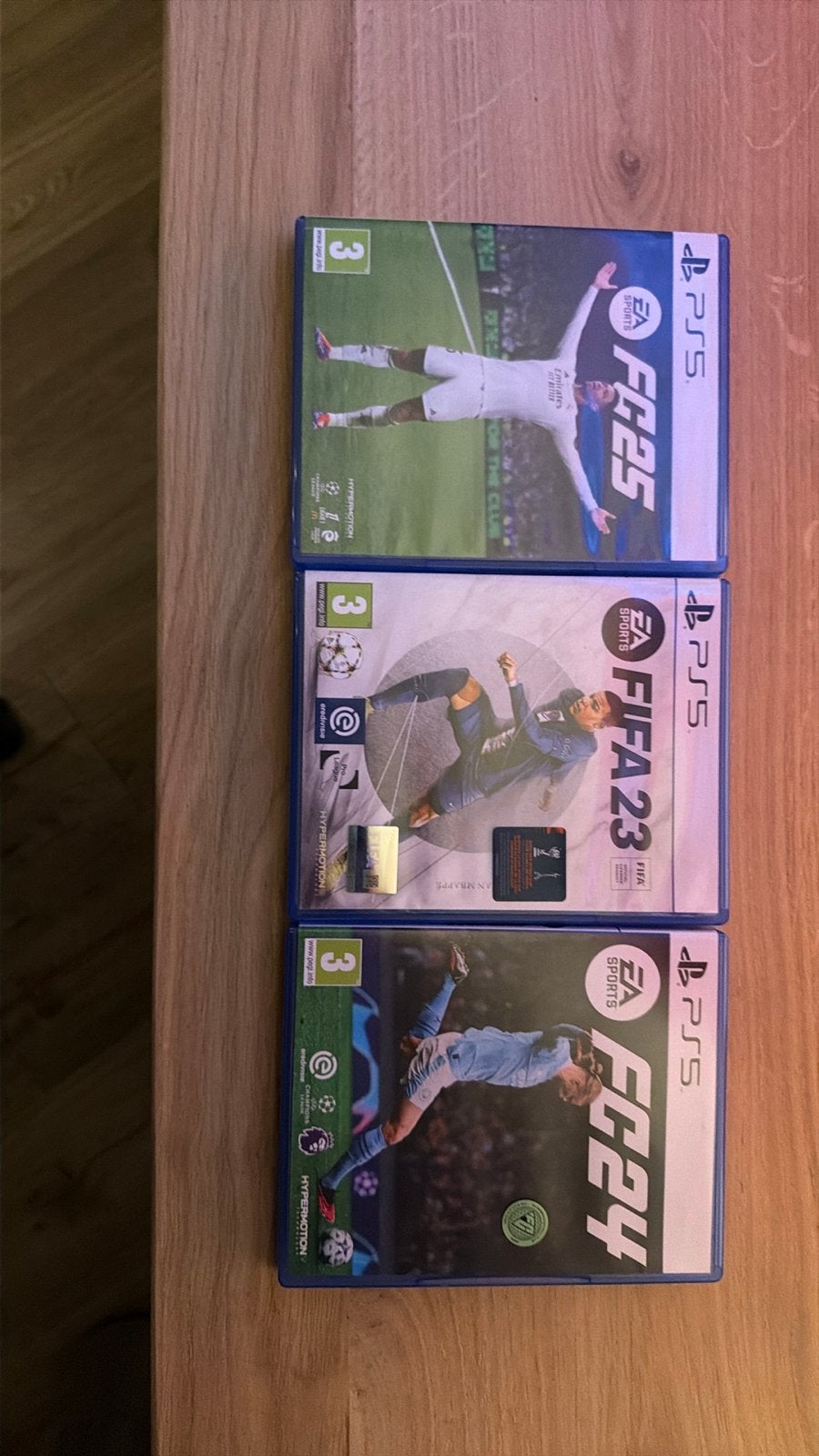 FIFA 23, FC24 en FC25 PS5 Games - Voetbalcollectie, Spelcomputers en Games, Ophalen, Eén computer, Zo goed als nieuw, Sport