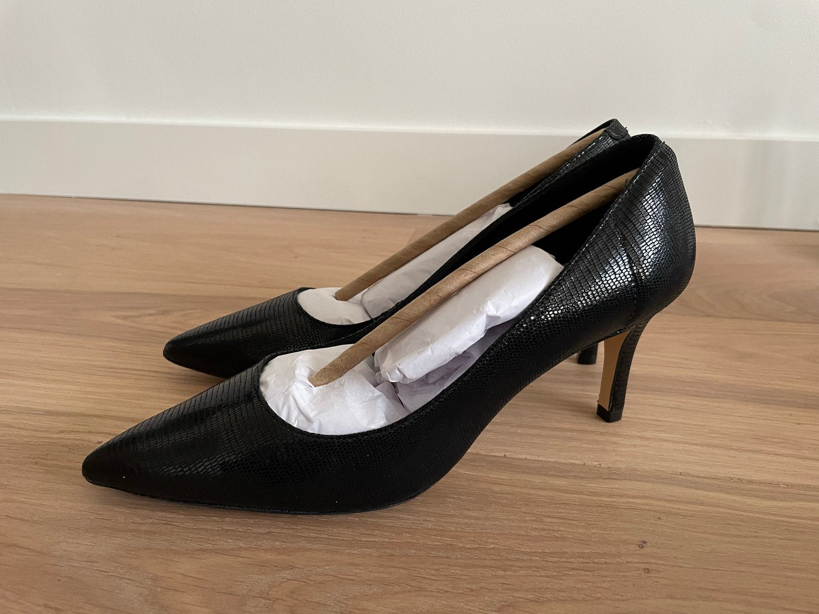 Dune London Zwarte Pumps maat 40, Ophalen of Verzenden, Zo goed als nieuw, Zwart, Pumps
