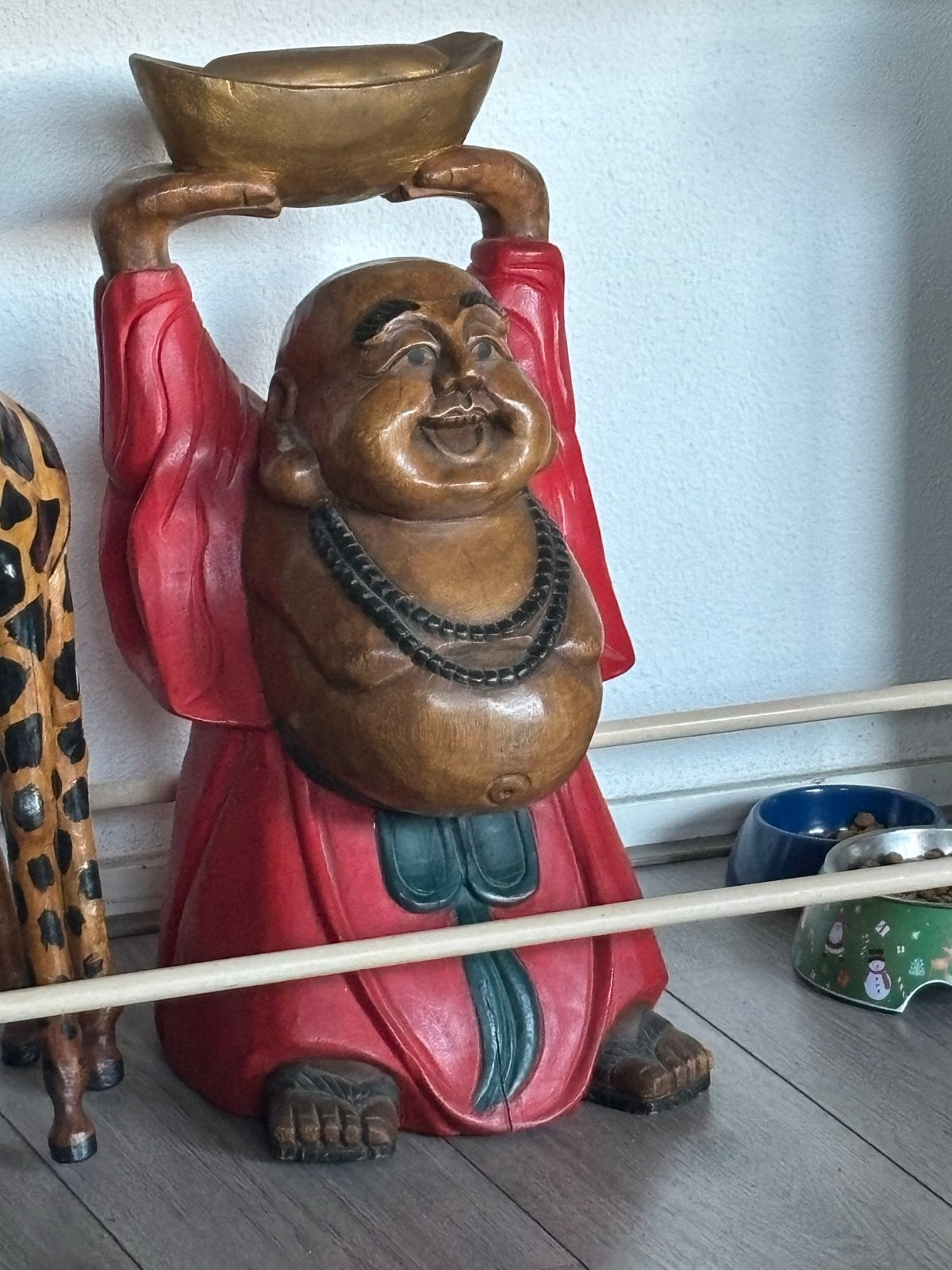 Grote Boeddha beeld, rood met goudkleurige schaal, Ophalen, Gebruikt, Rood, Hout