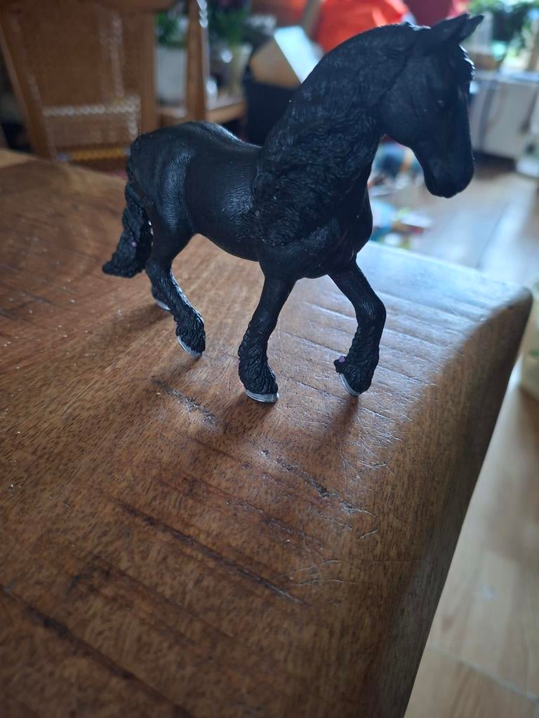 Schleich fries paard, Ophalen of Verzenden, Zo goed als nieuw, Paard, Beeldje of Figuurtje