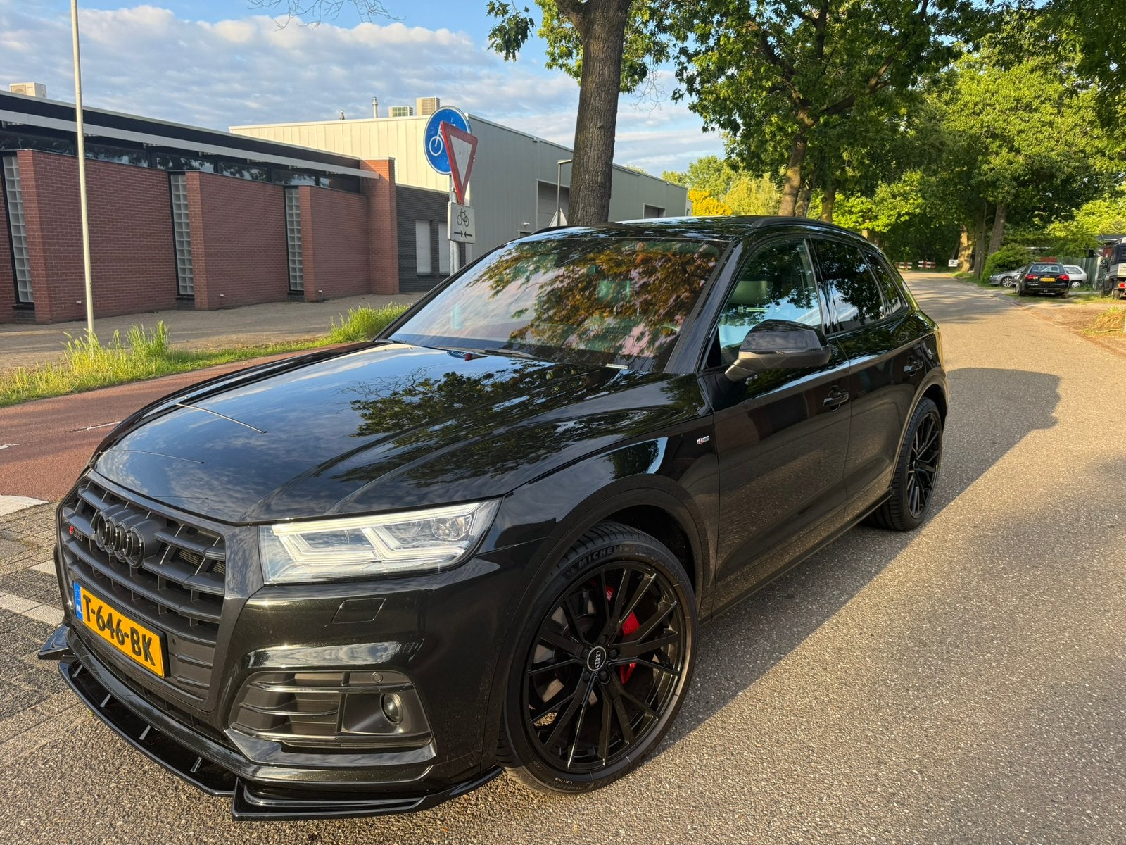 VOL Audi Q5 55 Tfsi e RS-stoelen leder   full option, Auto's, Audi, 2005 kg, 1750 kg, Zwart, Plug-in hybride