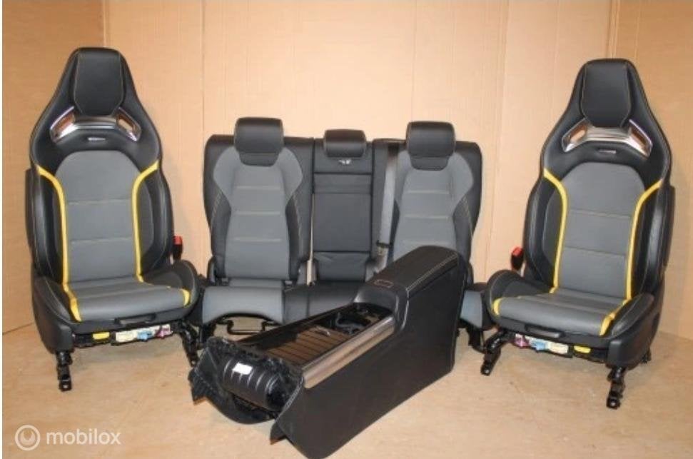 Mercedes GLA 45 AMG kuipstoelen performance H247 ('20->), Gebruikt, Mercedes-Benz, Ophalen of Verzenden, Mercedes-Benz