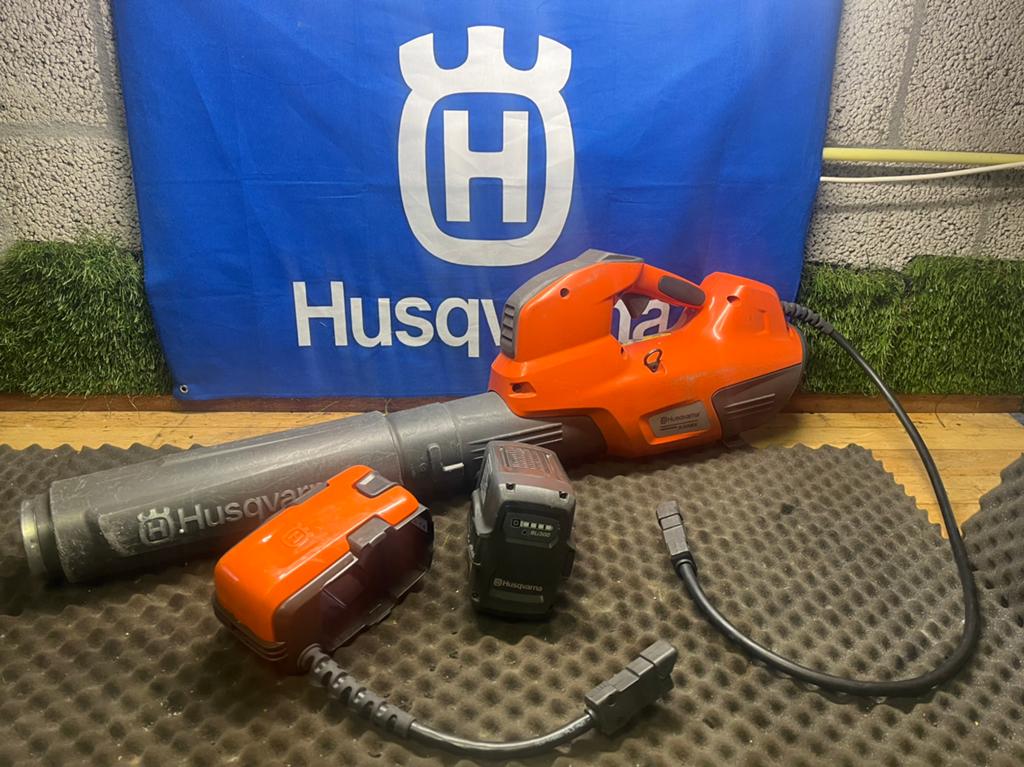 Husqvarna 530iBX Handblazer 2021 incl. Accu, Ophalen of Verzenden, Zo goed als nieuw, Benzine