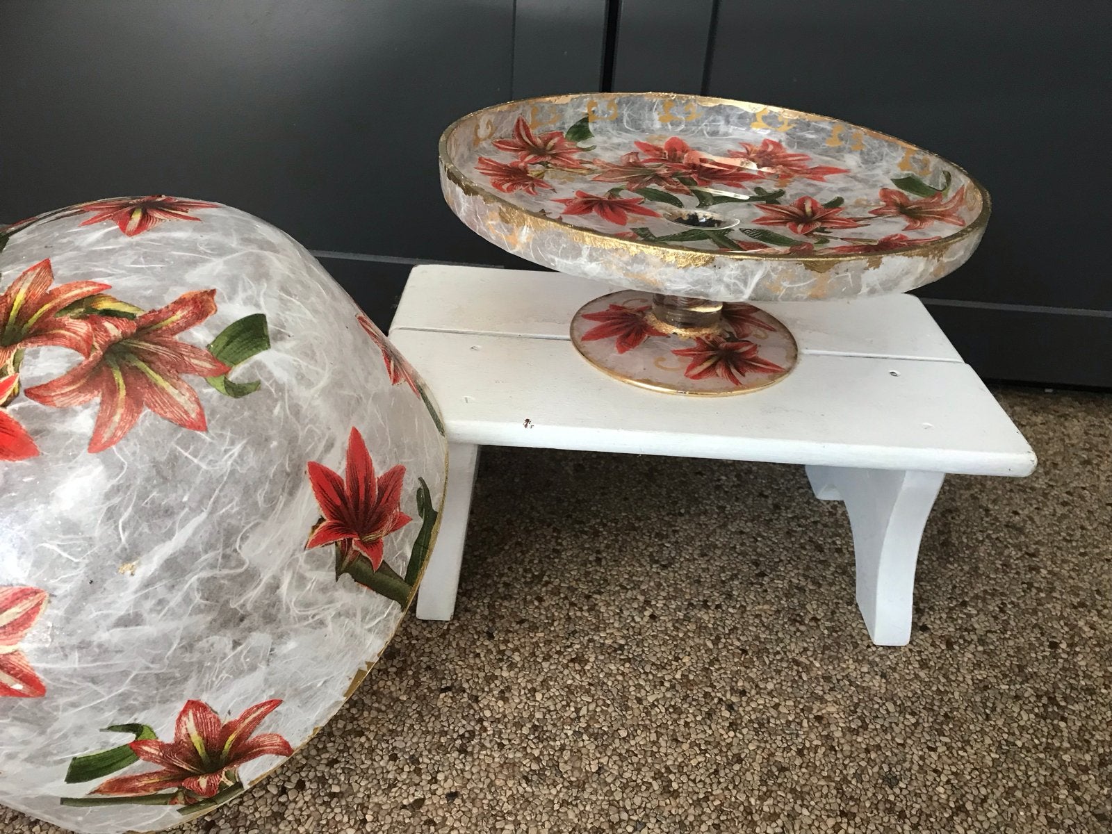 Glazen taartschaal met stolp - Amaryllis decoratie, Ophalen of Verzenden