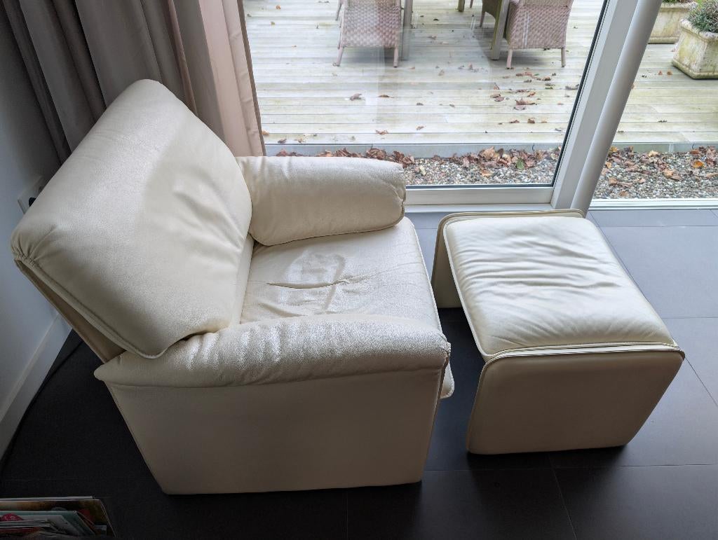 Leolux Bora Beta fauteuil met hocker, Huis en Inrichting, Fauteuils, Ophalen, Gebruikt, 50 tot 75 cm, Leer