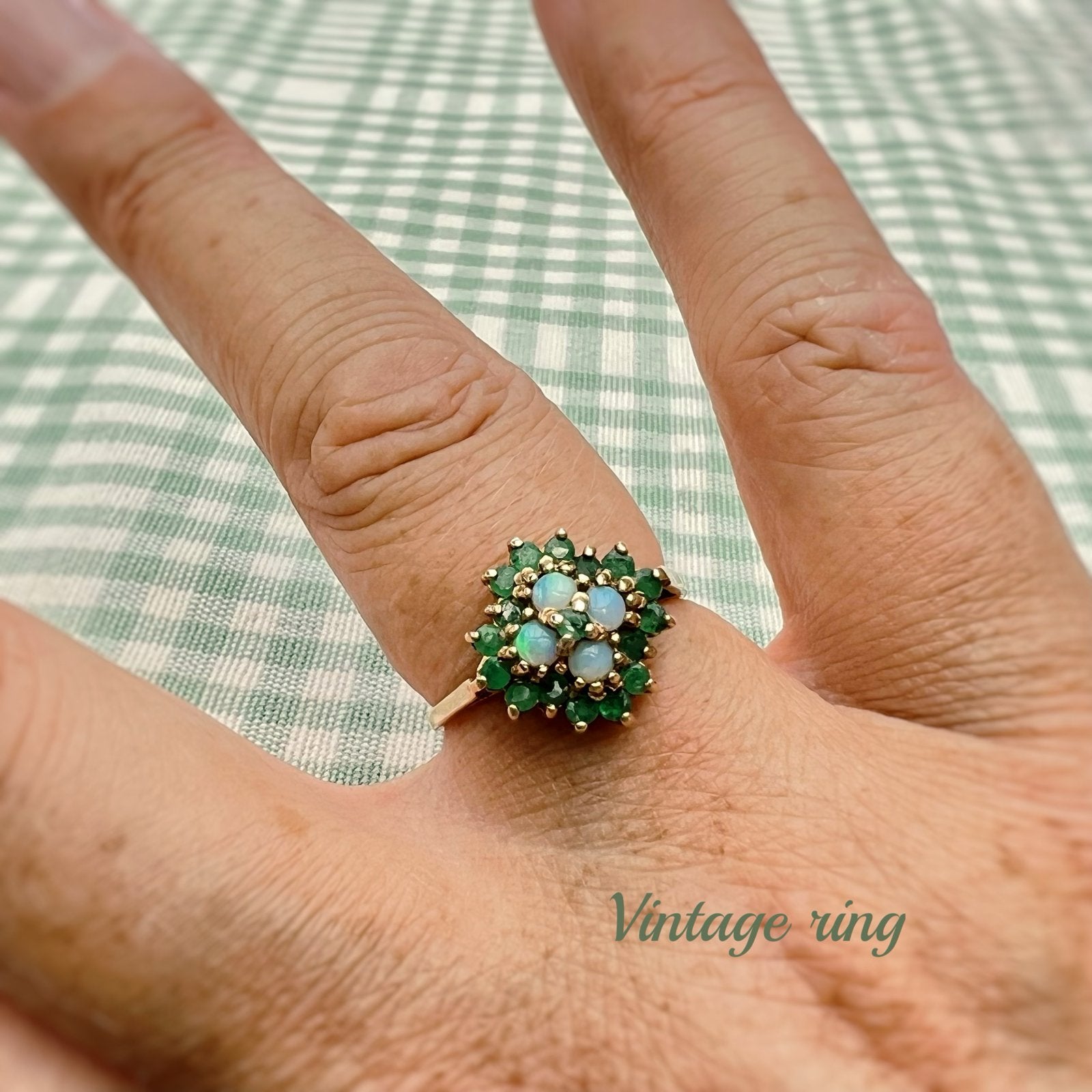 Vintage 9k Gouden Ring met Smaragd en Opaal - Maat 60/19, Gebruikt, 19 tot 20, Ophalen of Verzenden, Met edelsteen
