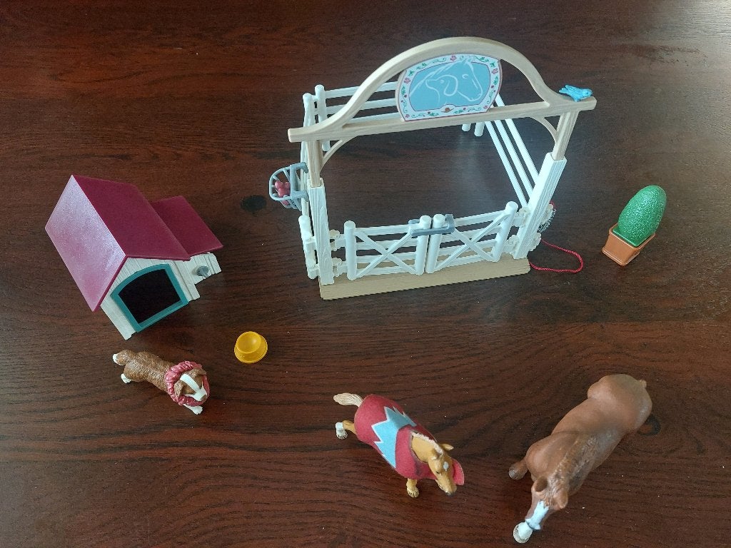 Schleich Hannah's Gastpaarden en Hond Ruby - 42458, Ophalen of Verzenden, Zo goed als nieuw, Jongen of Meisje