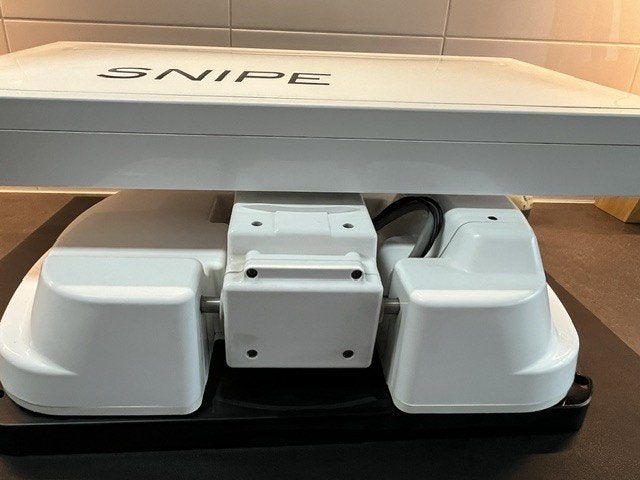 SNIPE P30DA – volledig automatische satellietinstallatie, Ophalen, Zo goed als nieuw, (Schotel)antenne, Overige merken