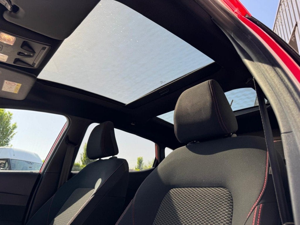 Ford FIESTA 1.0 Ecoboost ST-Line Panoramadak Carplay Winterp, Voorwielaandrijving, 95 pk, 1064 kg, 49 €/maand